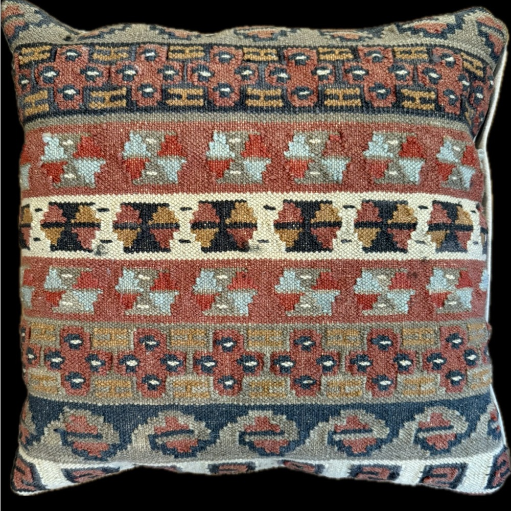 Pottery Barn Accent Feather Pillow Insert with Wool Kilm military color 18x18